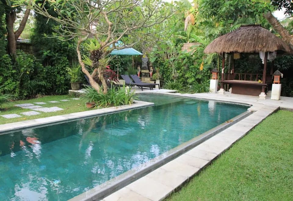 Villa Poppy