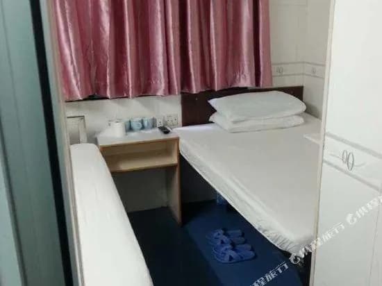 Star light hotel