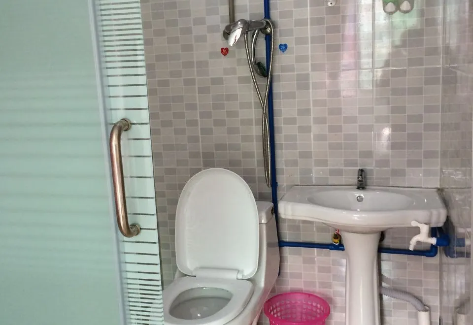 Renhe Apartment