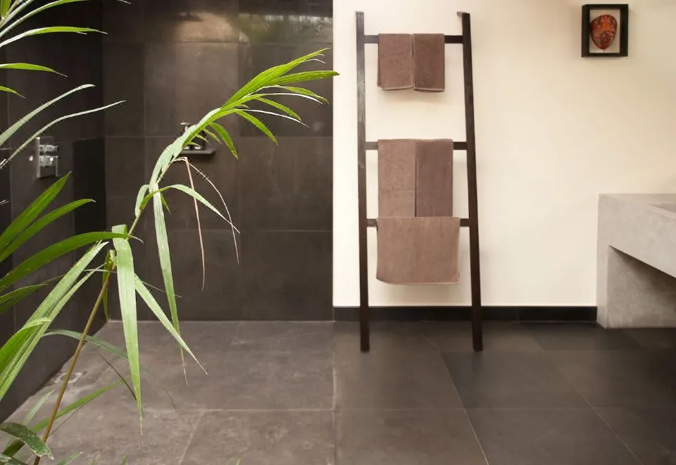 Elok Villas