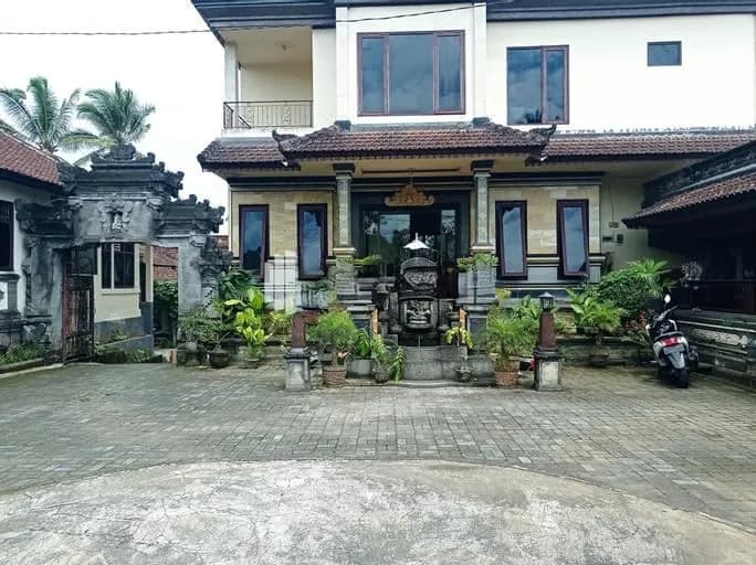 Hotel Mawar Sari Mitra RedDoorz