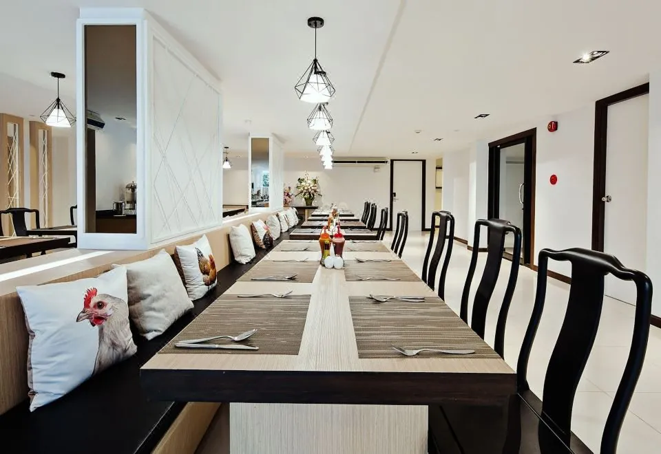 Three Sukhumvit Hotel