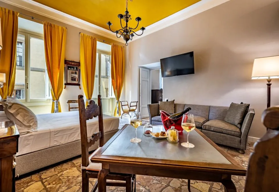 Cerretani Palace Luxury B&B