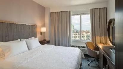 Hampton Inn Manhattan - Times Square South