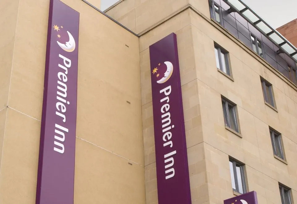 Premier Inn Edinburgh City Centre (Lauriston Place)