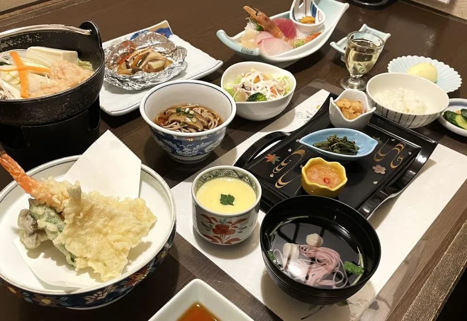 Jozankei Hot Spring Hotel Shiraito