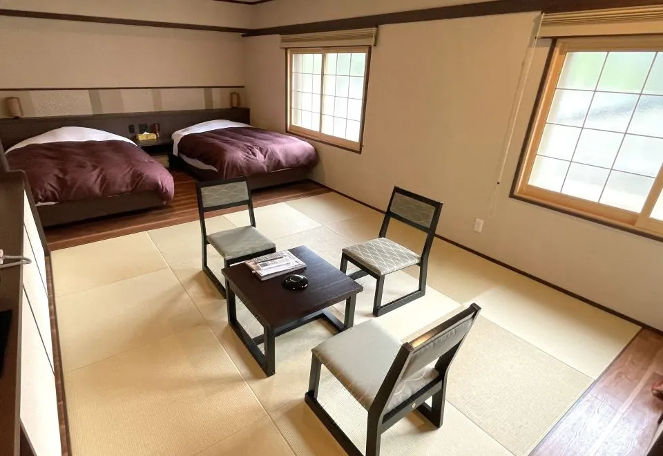 Jozankei Hot Spring Hotel Shiraito