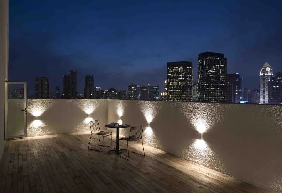 base XINTIANDI Serviced Apartment