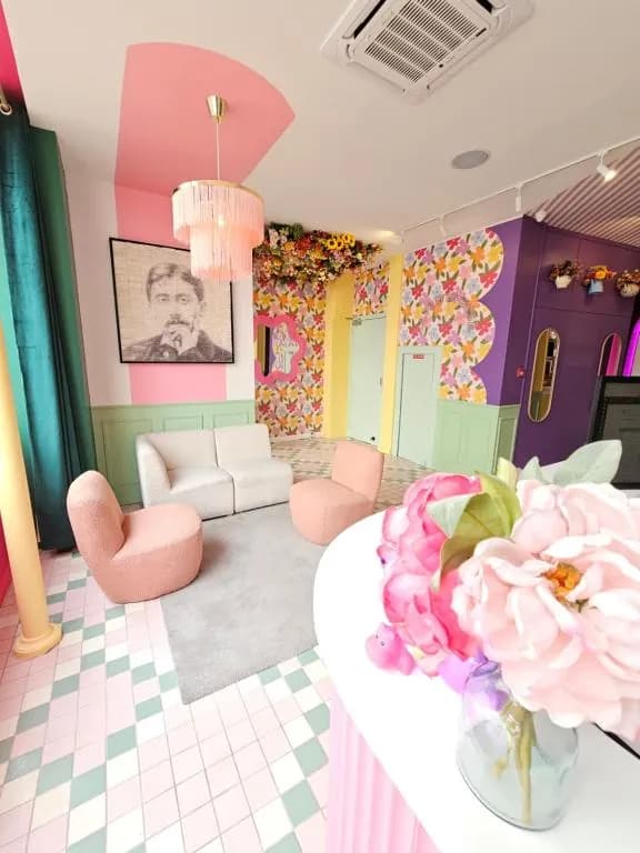Pink Hotel