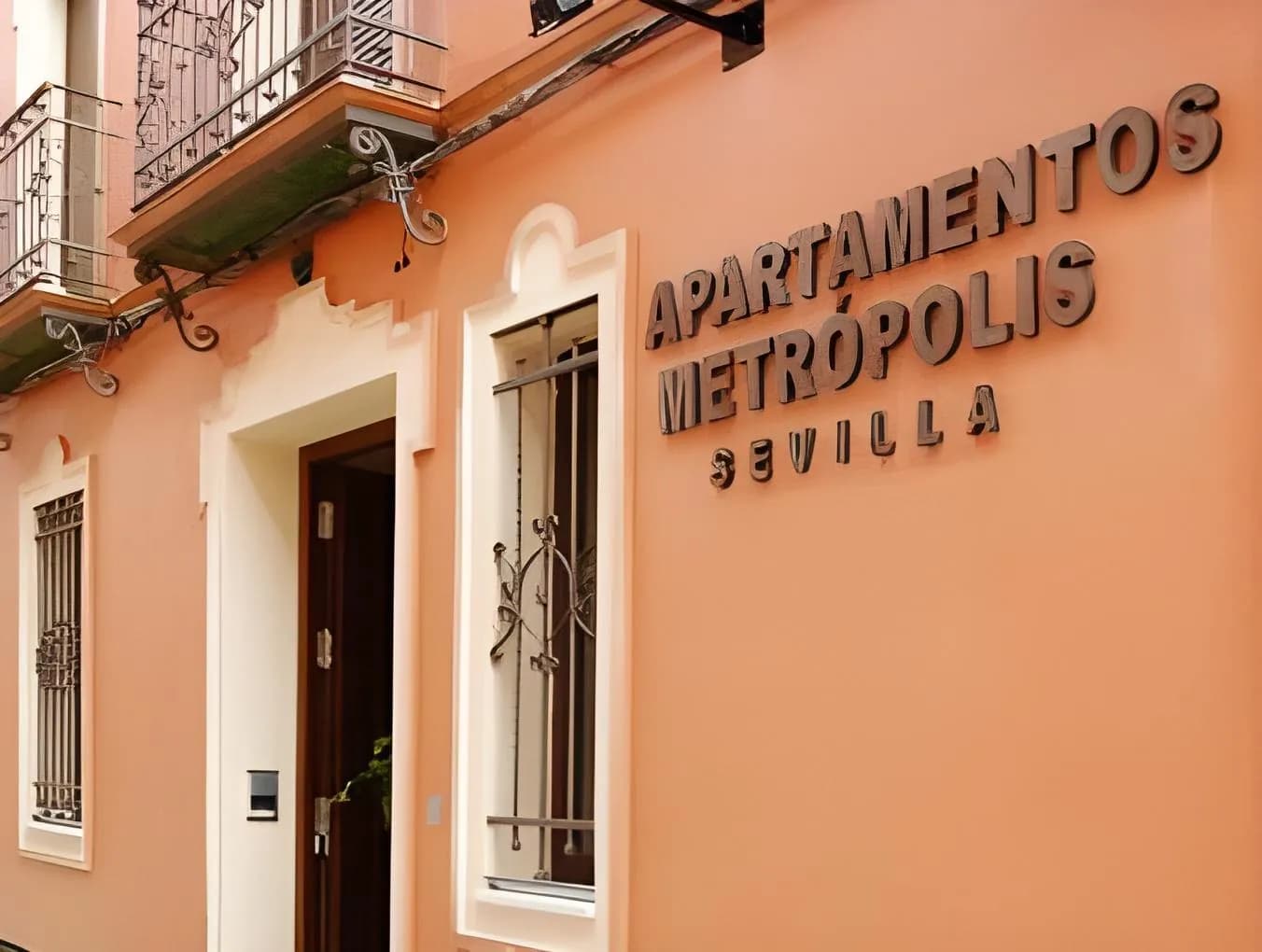 Apartamentos Metrópolis