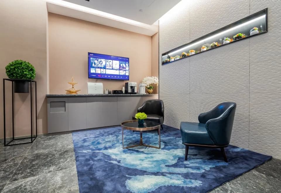 Home Inn (Shanghai Pudong International Airport Free Trade Zone)