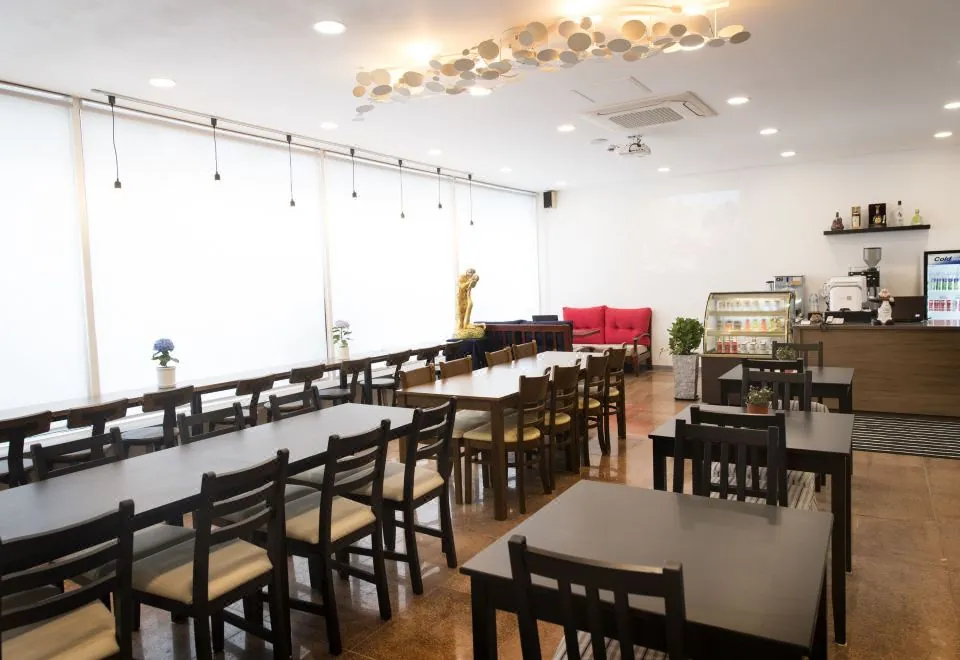 Lavita Hotel