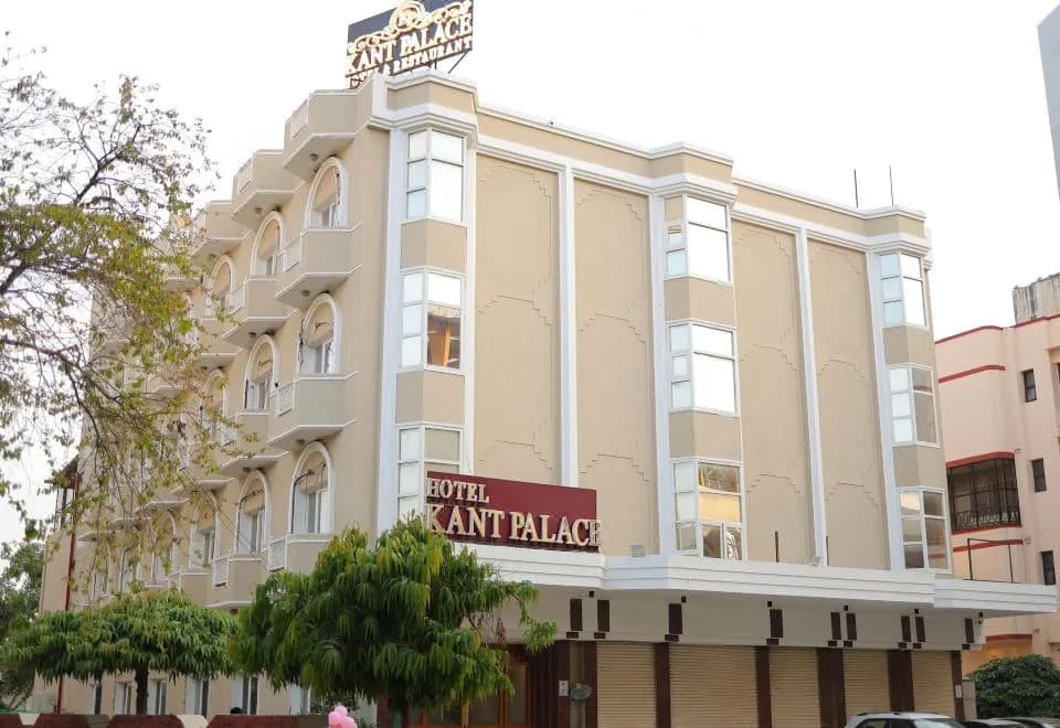 Hotel Kant Palace