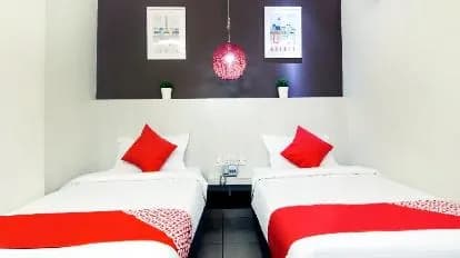 Super OYO 761 City Hotel