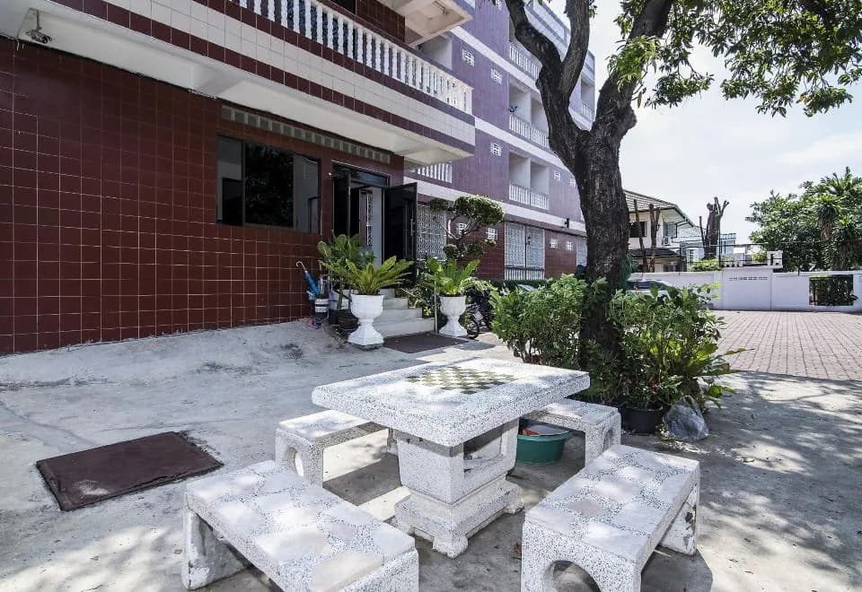 Good Houses Apartment