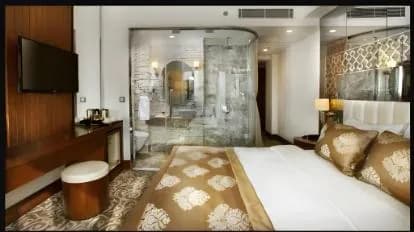 Taksim Pera Center Hotel