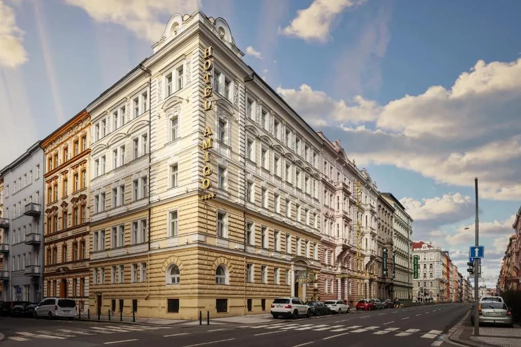 Alqush Downtown Hotel