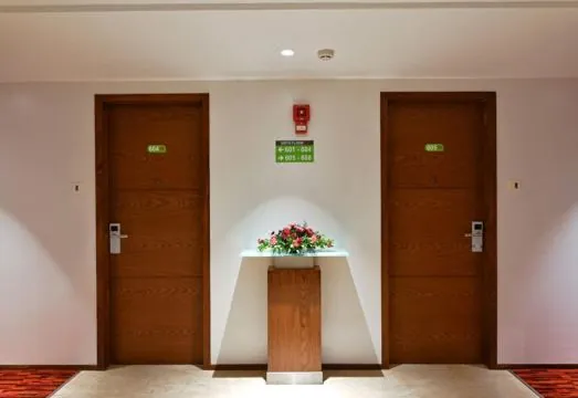 Hotel Leafio Marigold Marol