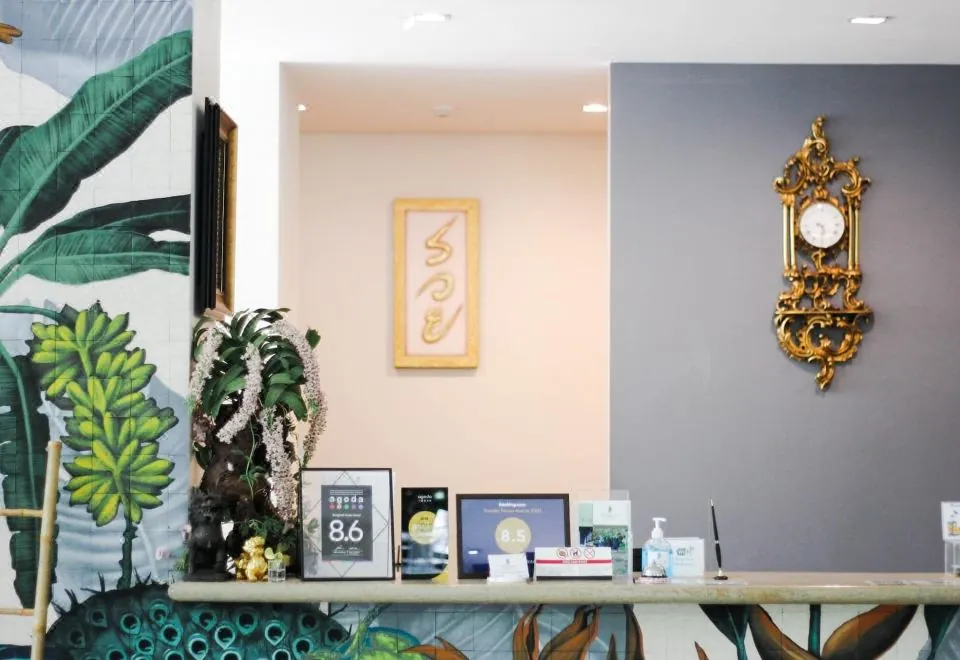 Bangkok Oasis Hotel