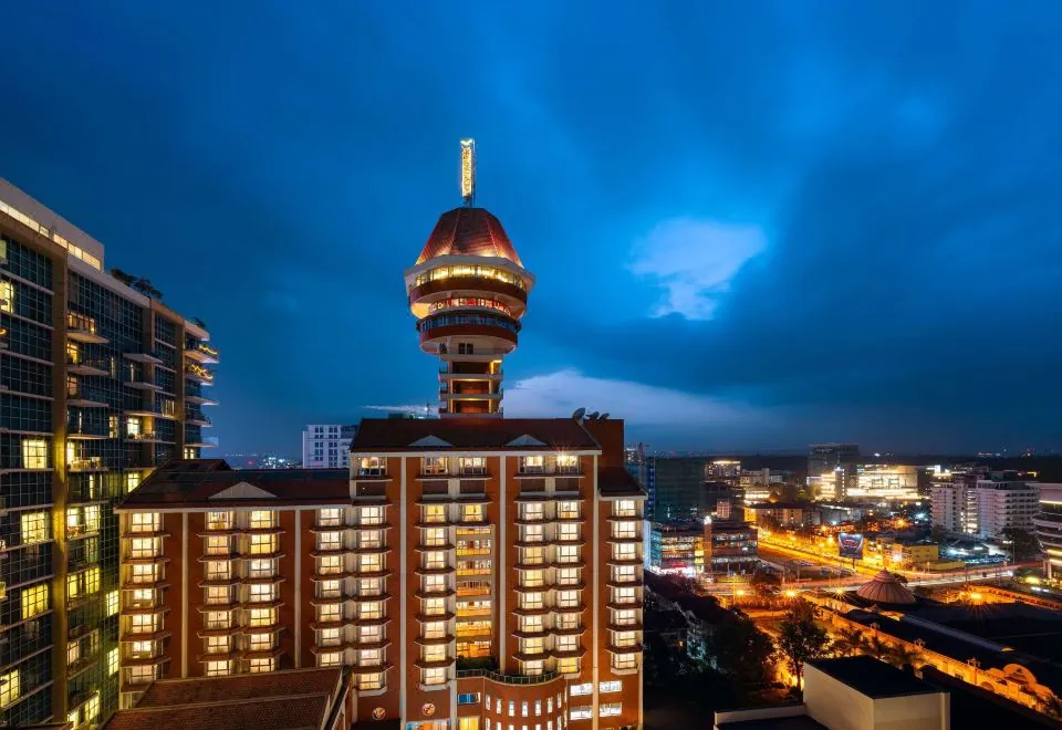 Mövenpick Hotel & Residences Nairobi