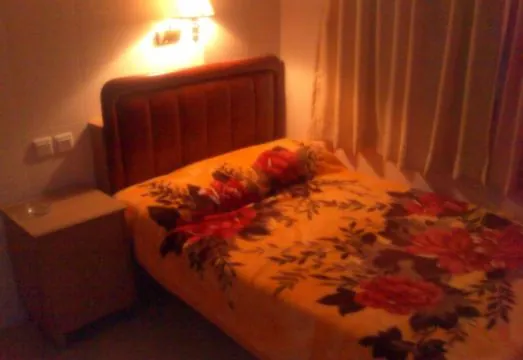 Oriental Pearl Budget Hotel