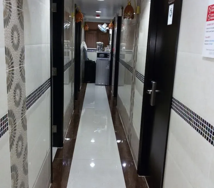 Aashiana Hotel