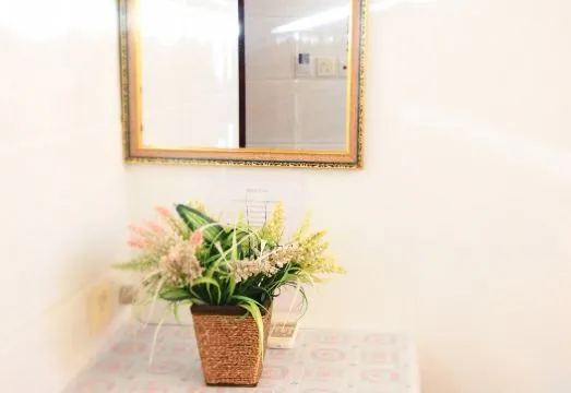 Traveller's Hostel