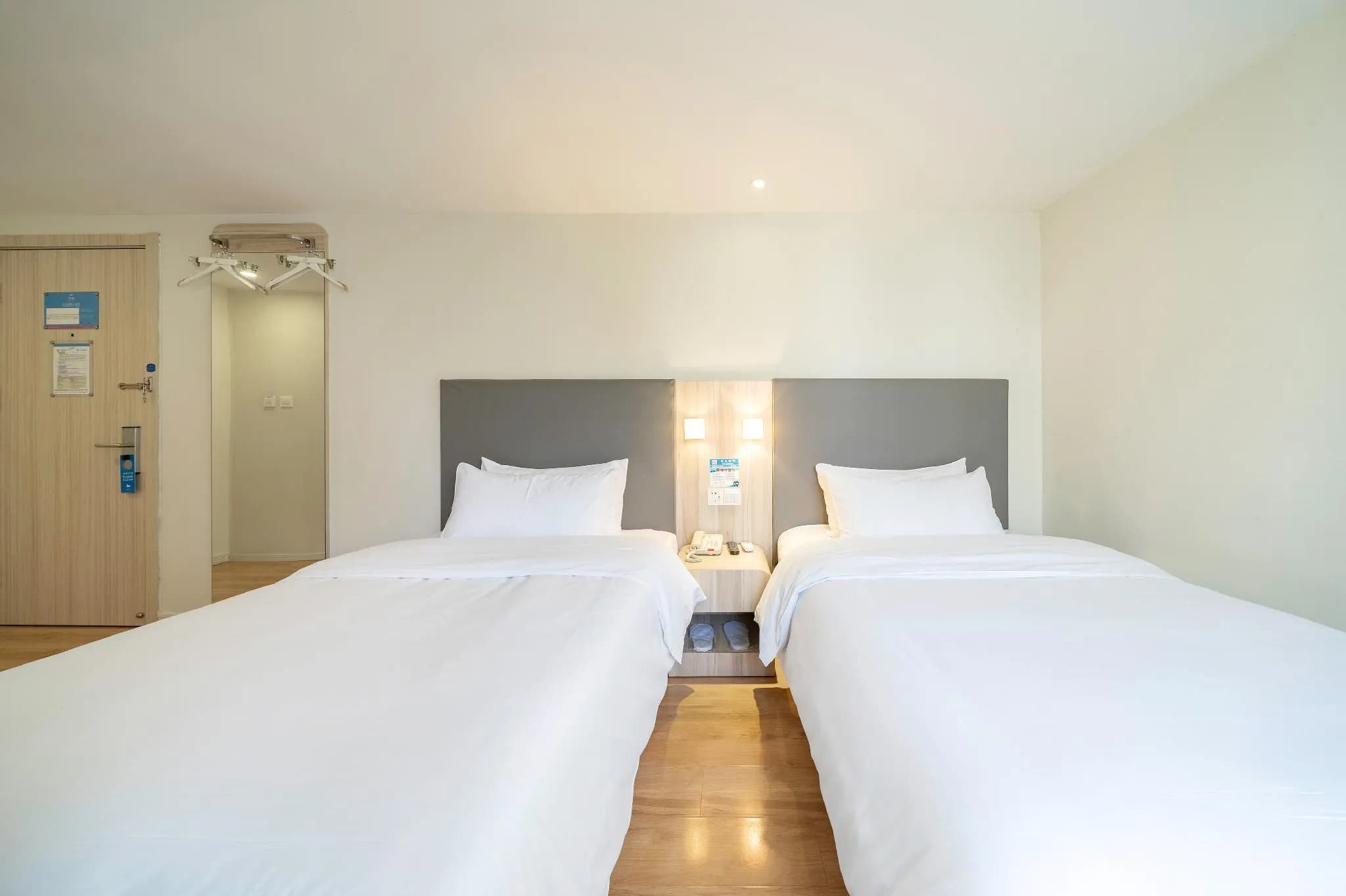 Hanting Hotel (Shanghai Pusan ​​Road Subway Station)