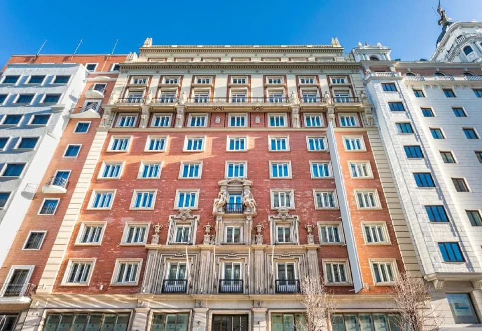 Senator Gran Vía 70 Spa Hotel