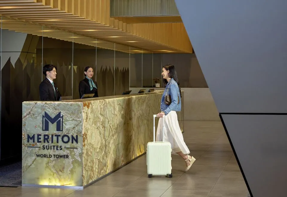 Meriton Suites World Tower, Sydney