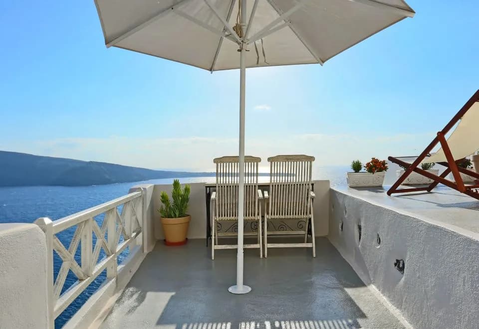 Oia Mare Villas