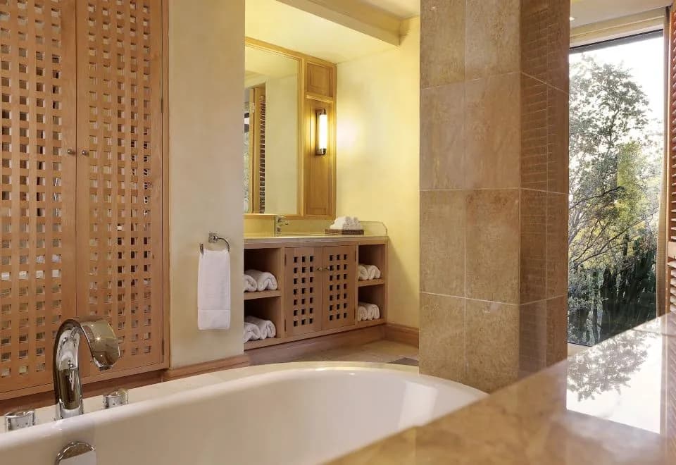 Saxon Hotel, Villas & Spa