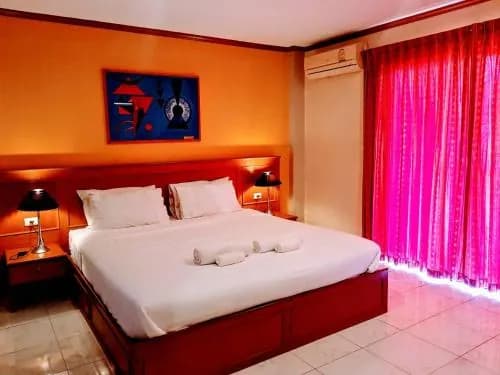 Baantonkhao Hotel