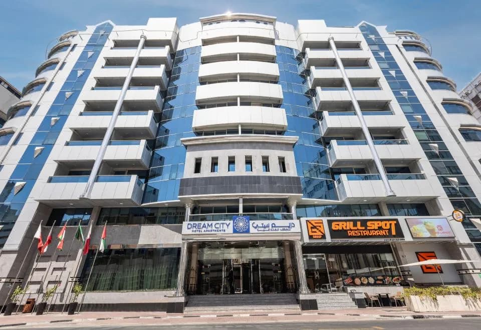 Dream City Deluxe Hotel Apartment