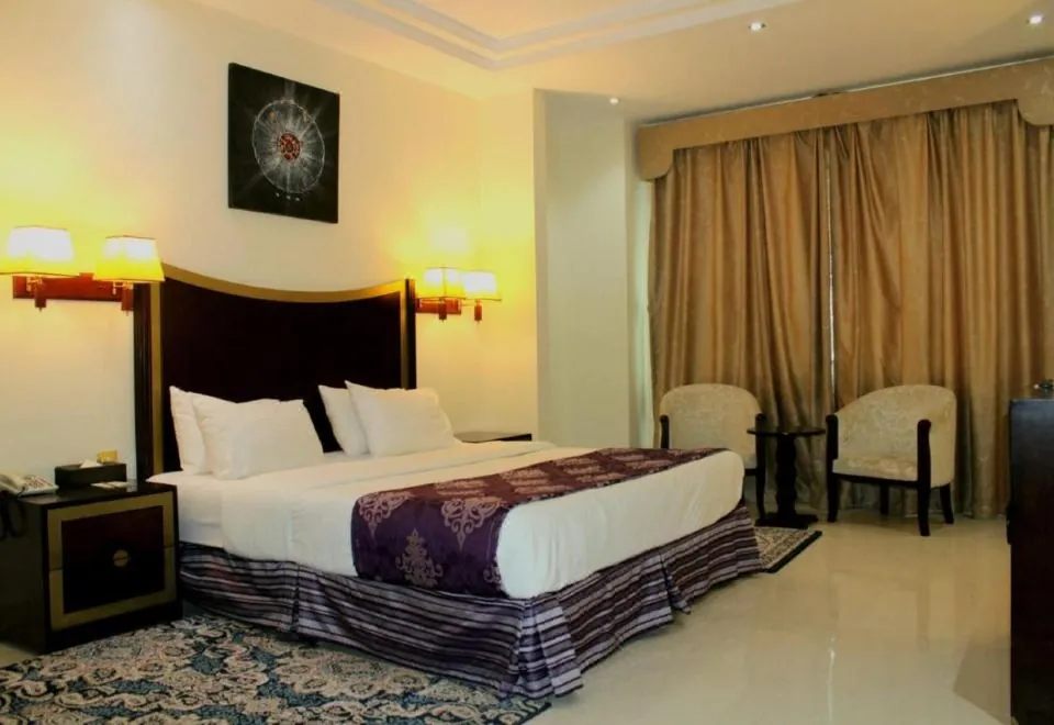 Tourist Hotel