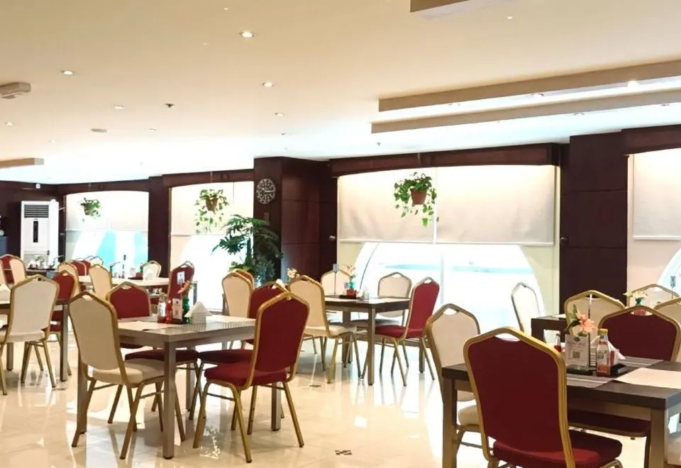 Tourist Hotel
