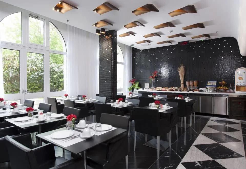Voco Paris Montparnasse, an IHG Hotel