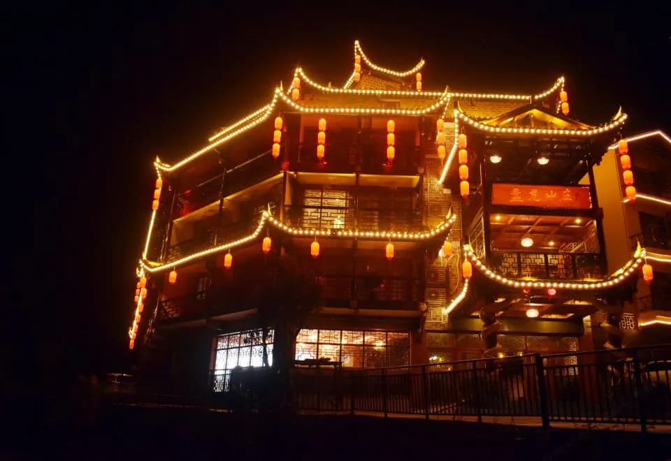 Coiling Dragon Villa
