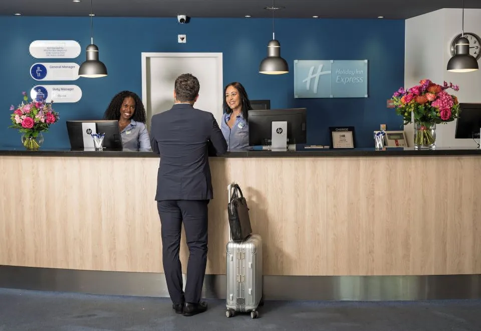 Holiday Inn Express Geneva Airport, an IHG Hotel