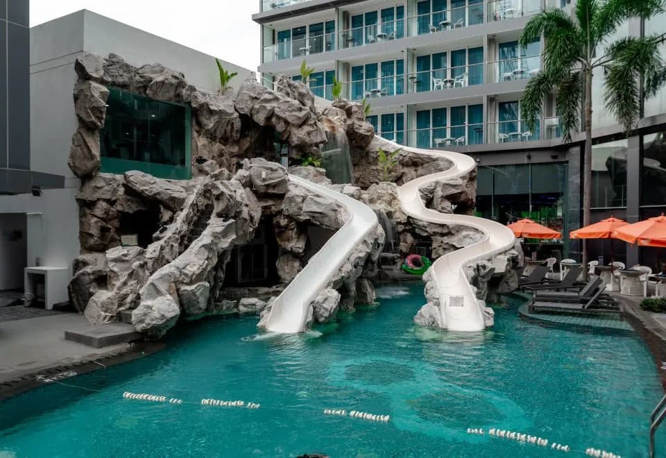 Centara Azure Hotel Pattaya