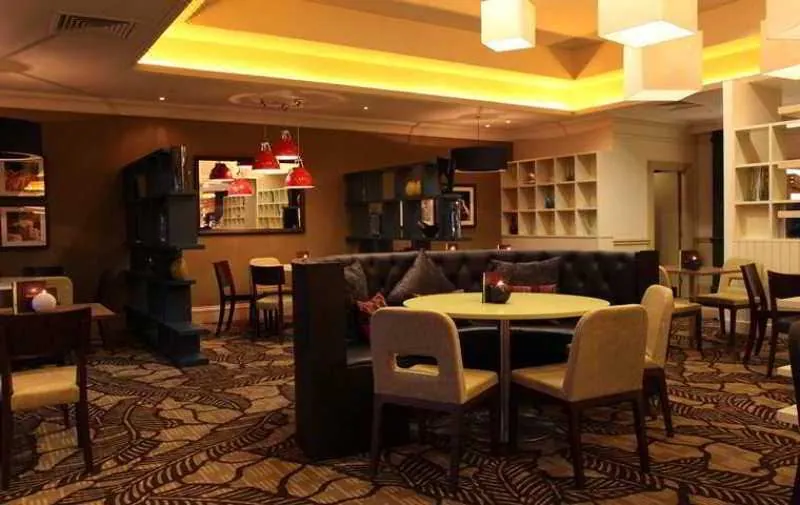 DoubleTree by Hilton Edinburgh Airport