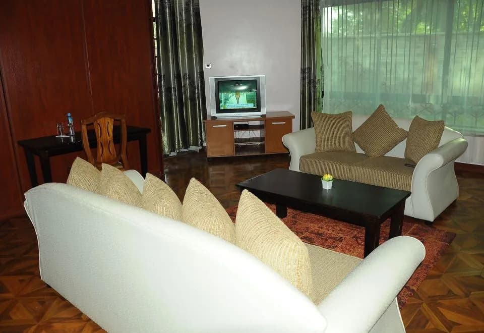 Karen Inn & Suites
