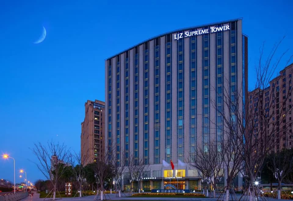 LJZ Supreme Tower Hotel