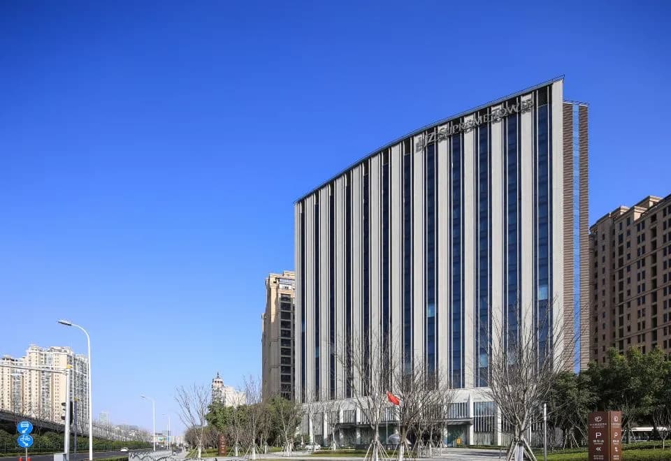 LJZ Supreme Tower Hotel
