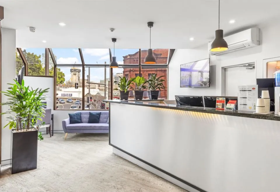 Metro Apartments on Darling Harbour