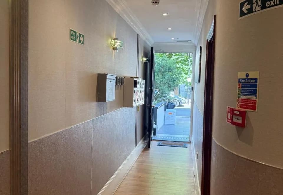 Hyde Park Suites