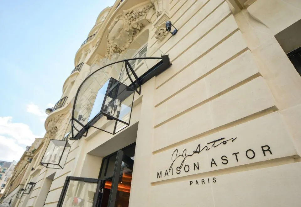 Maison Astor Paris, Curio Collection by Hilton