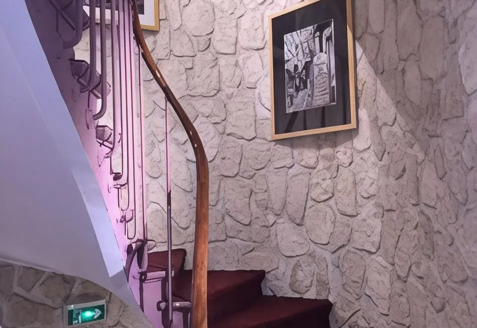 Hotel Hauteville Opera