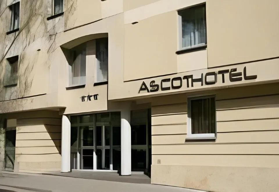 Ascot Premium Hotel