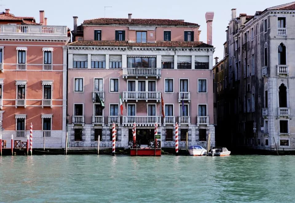 Sina Palazzo Sant'Angelo